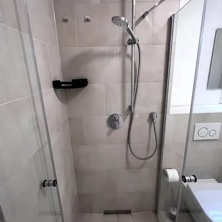 Modern Near Airport Apartment