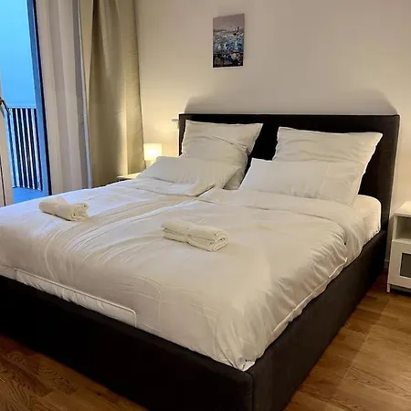 Modern Near Airport