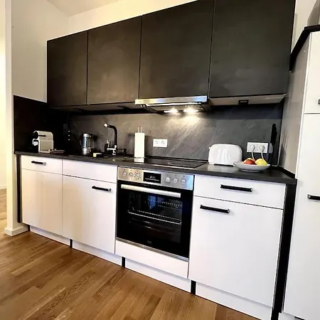 Modern Near Airport