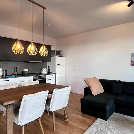 Apartment Modern Near Airport